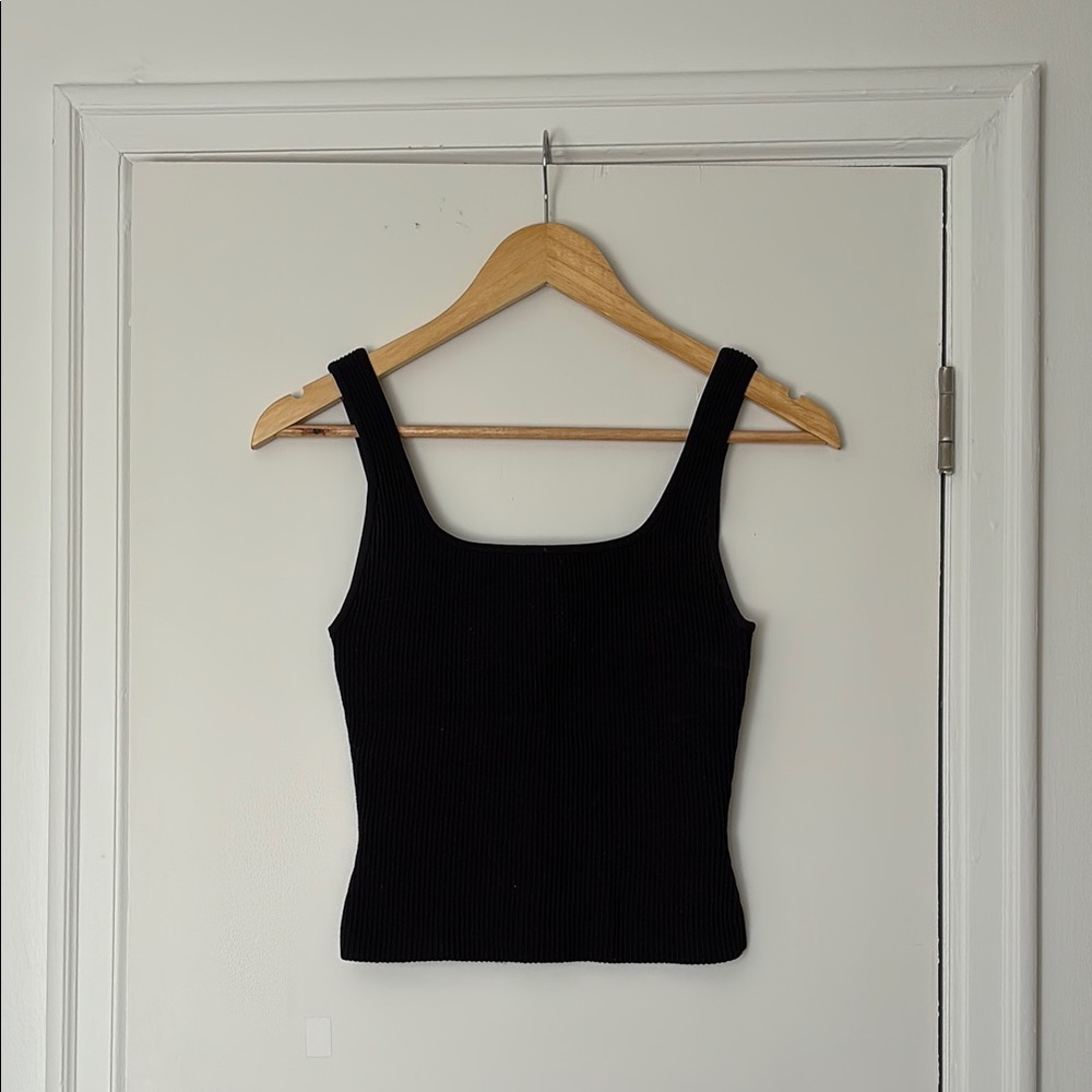Aritzia Black Ribbed Tank Top (size small)